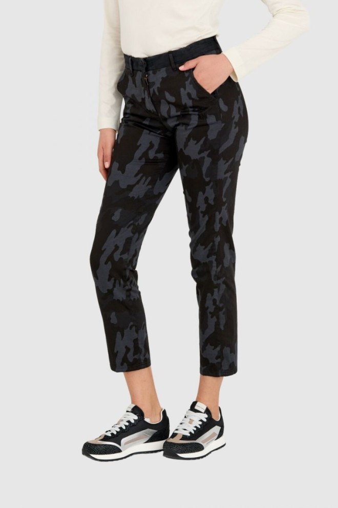 AERONAUTICA MILITARE Women's chinos pants in black morocco