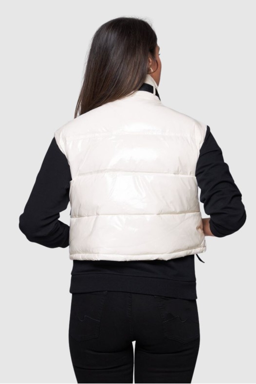 Rochie fără mâneci pentru...