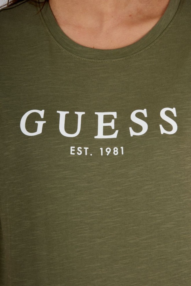 GUESS Oliwkowy t-shirt damski z białym logo