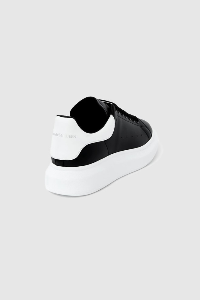 ALEXANDER MCQUEEN Black men's sneakers with white stretch