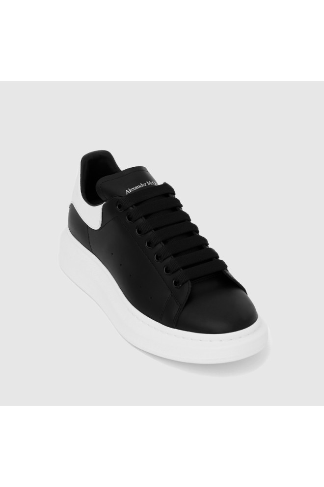 ALEXANDER MCQUEEN Black men's sneakers with white stretch