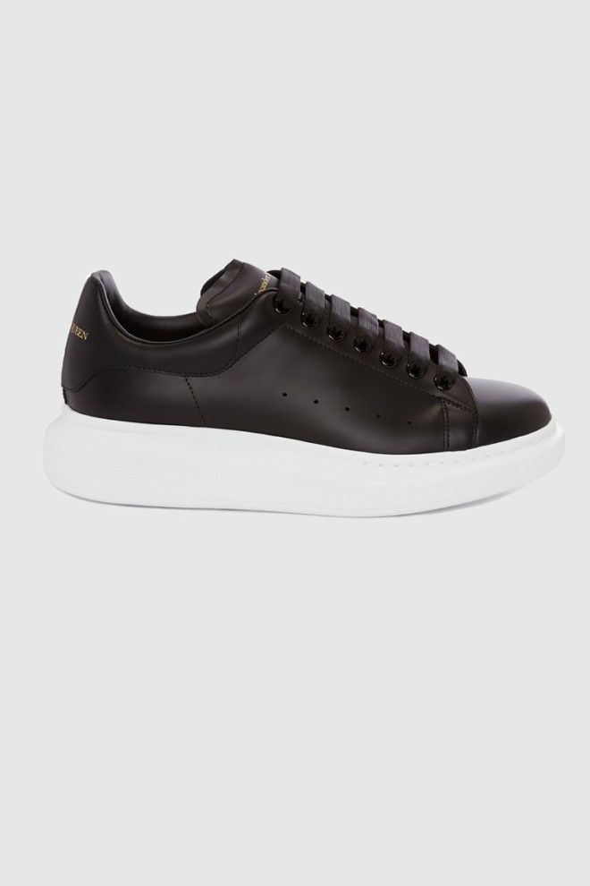 ALEXANDER MCQUEEN Black men's sneakers with white sole