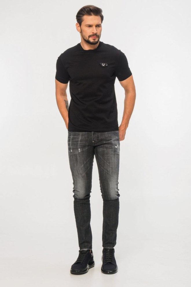 EMPORIO ARMANI Czarny t-shirt męski z wymienną aplikacją