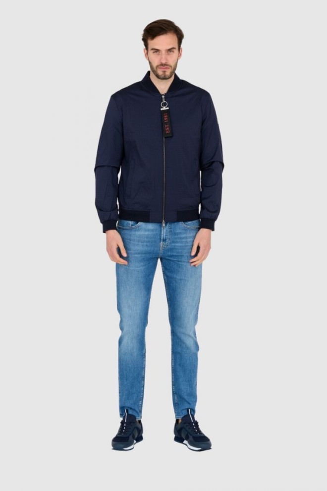 GUESS Jachetă windbreaker albastru marin pentru bărbați