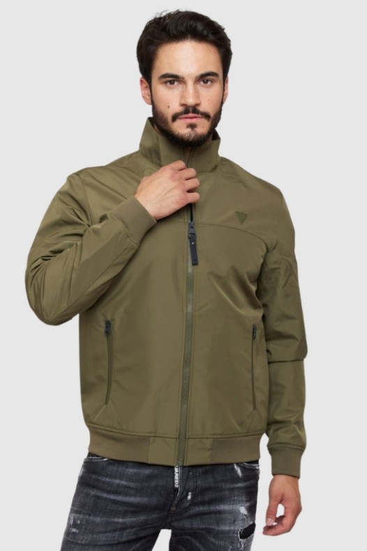 Jachetă de tranziție pentru...