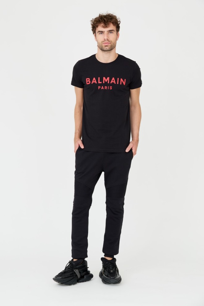 BALMAIN T-shirt czarny z czerwonym logo