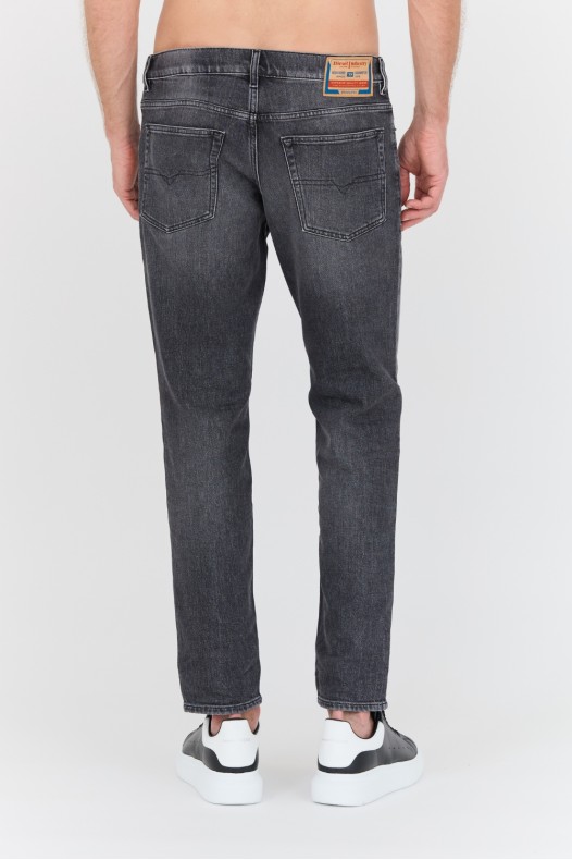 DIESEL Black blugi conici...