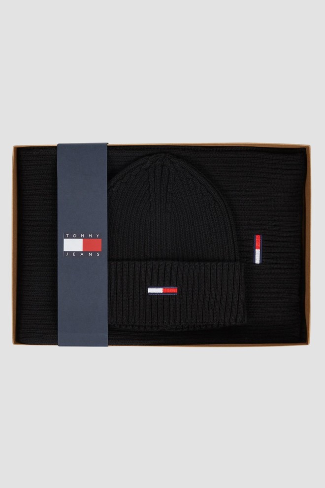 TOMMY JEANS Black hat and scarf set