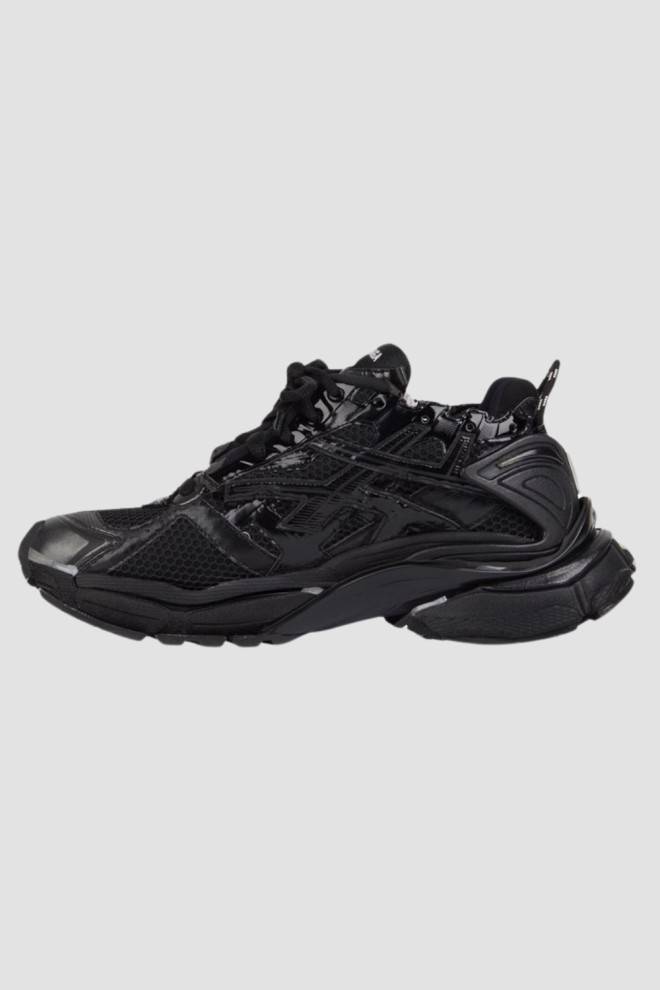 BALENCIAGA Black RUNNER sneakers