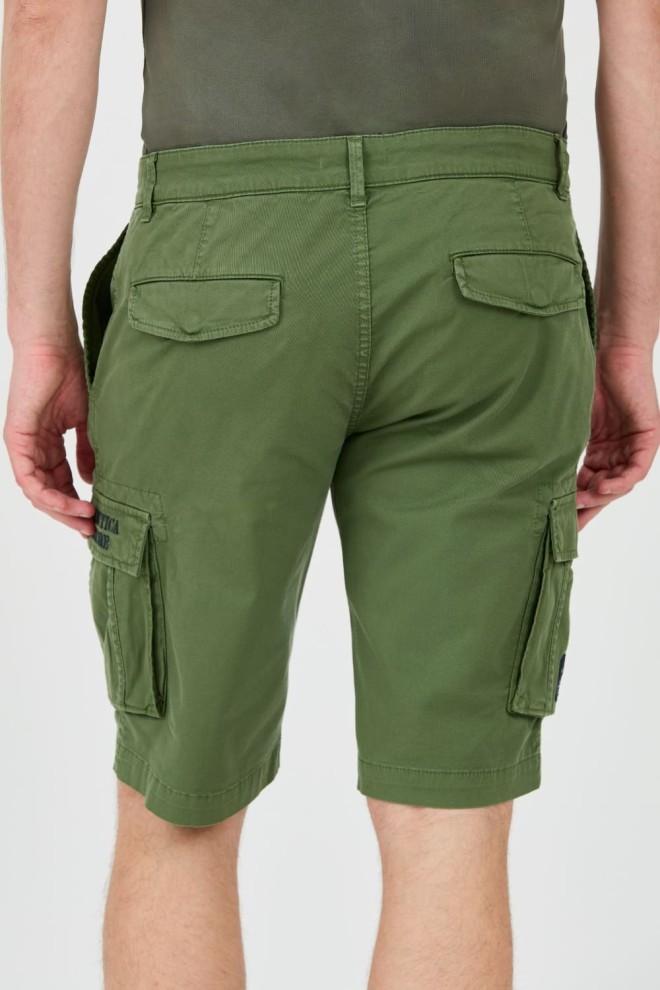 AERONAUTICA MILITARE Green Bermuda shorts