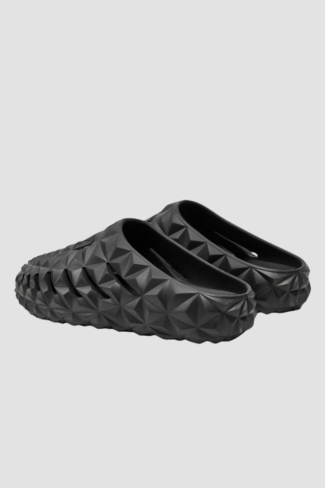 EA7 Black flip-flops