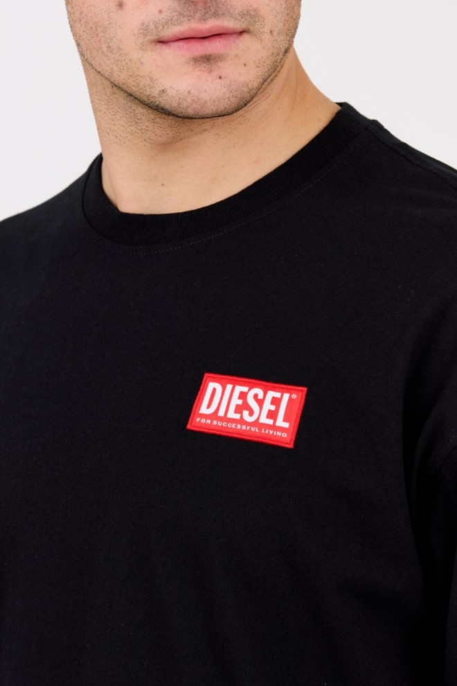 DIESEL Czarny longsleeve męski T-BOXT-LS-LAB z naszywką