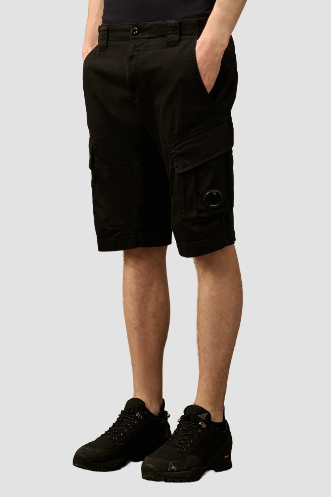 C.P. COMPANY Black men's Bermuda-Cargo shorts