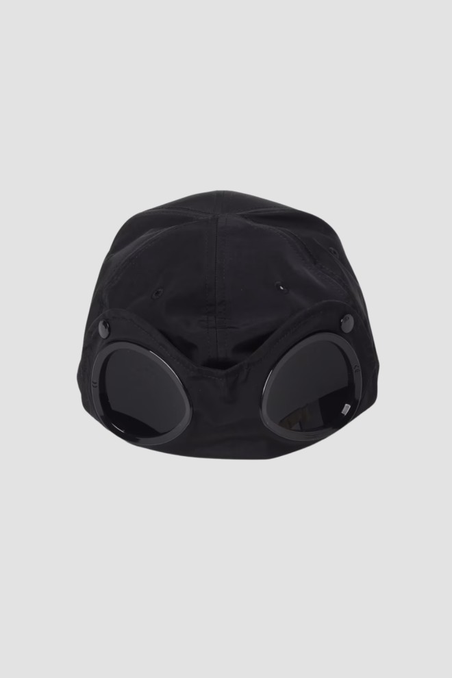 C.P. COMPANY Black men's baseball cap and goggles