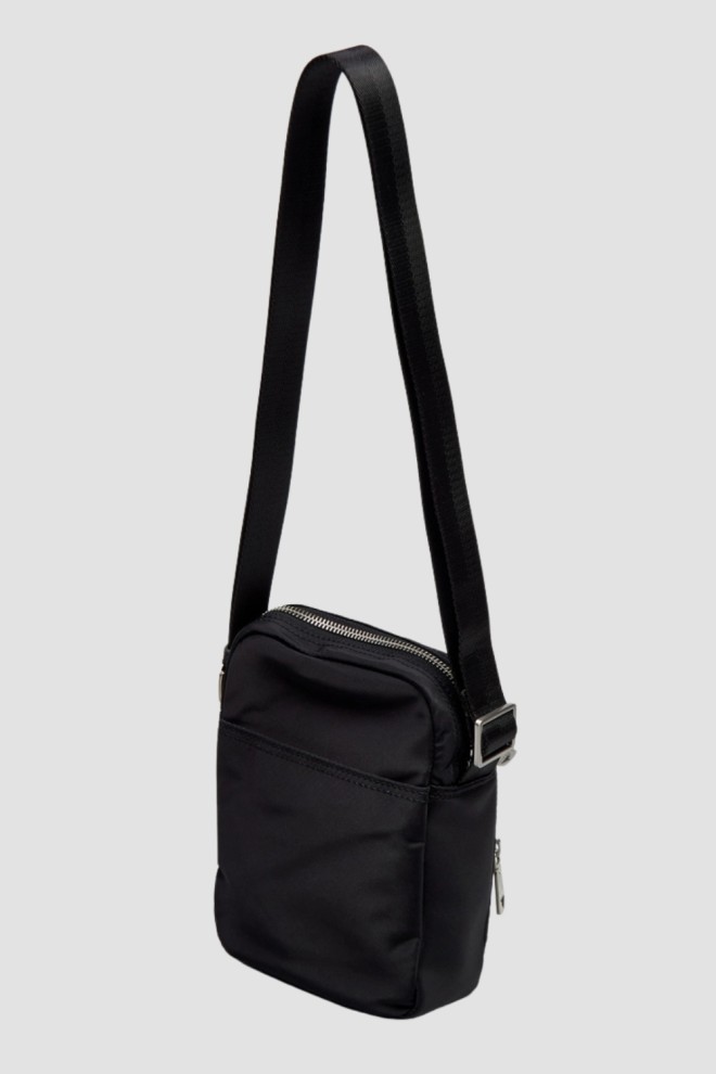 GUESS Black men's Roma sachet