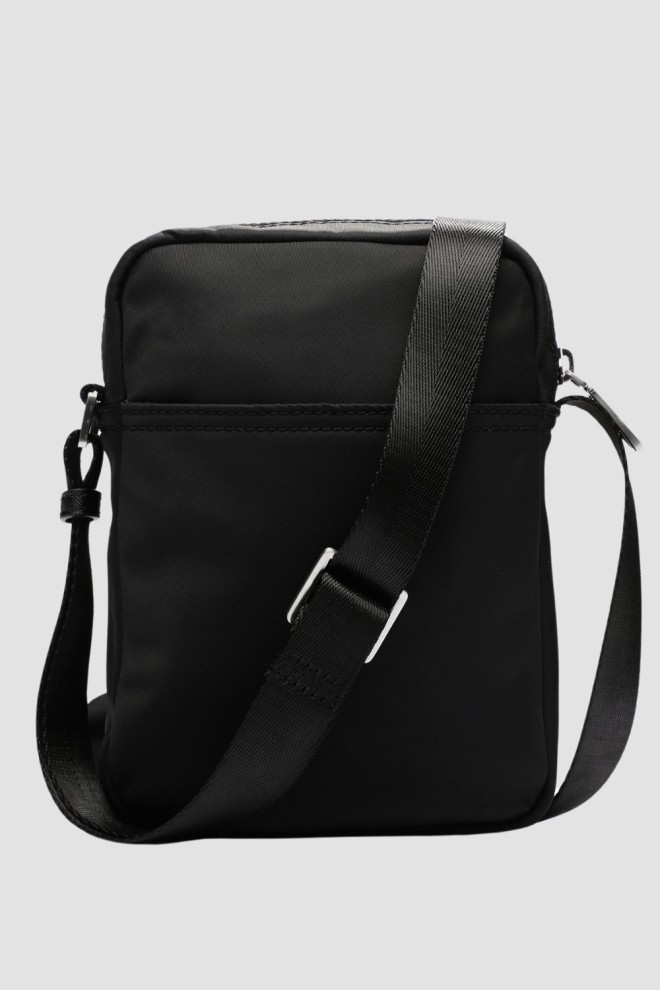 GUESS Black men's Roma sachet