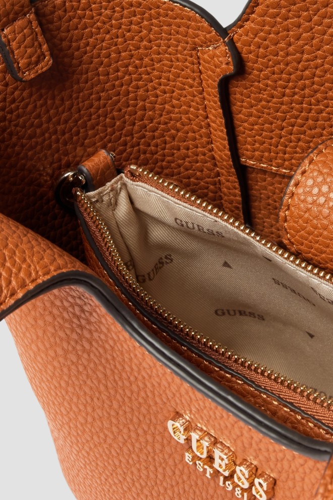 Жіноча міні-сумка GUESS Calista 2-в-1 коричневого кольору