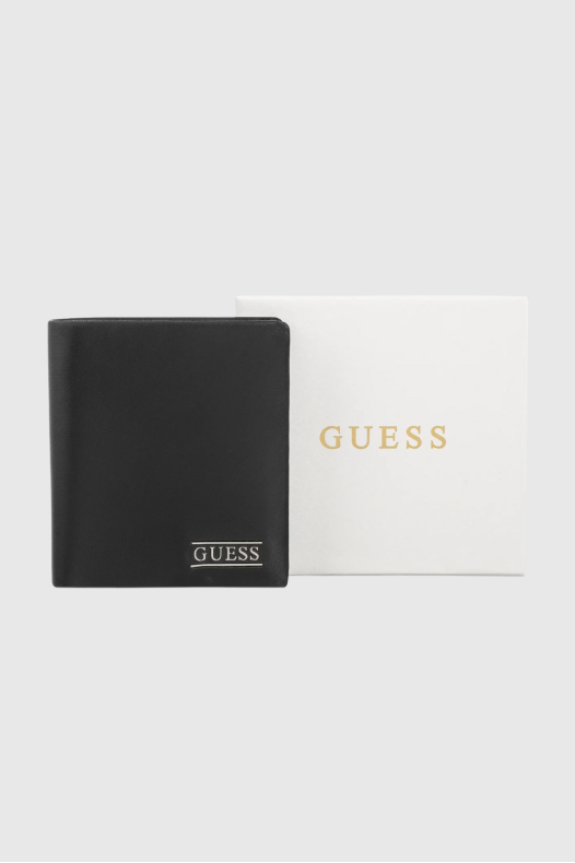 GUESS Black Men's Torino...