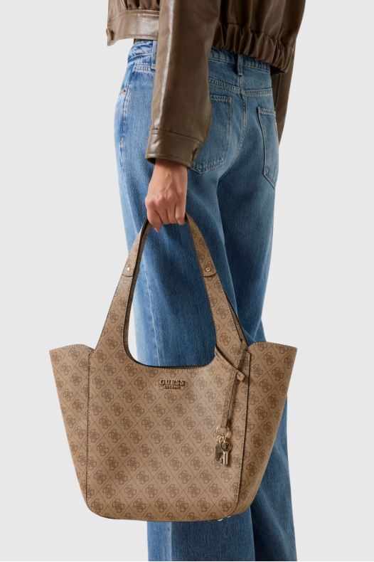 Жіноча бежева сумка GUESS...