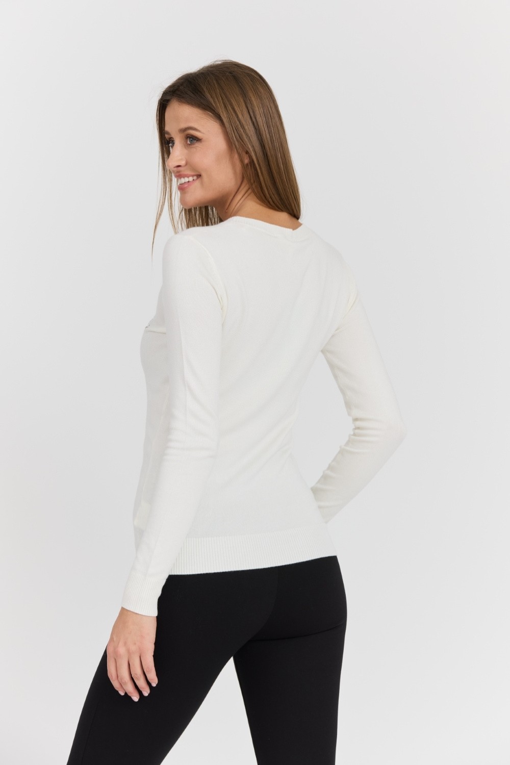 GUESS Biały damski sweter Olive z haftowanym logo