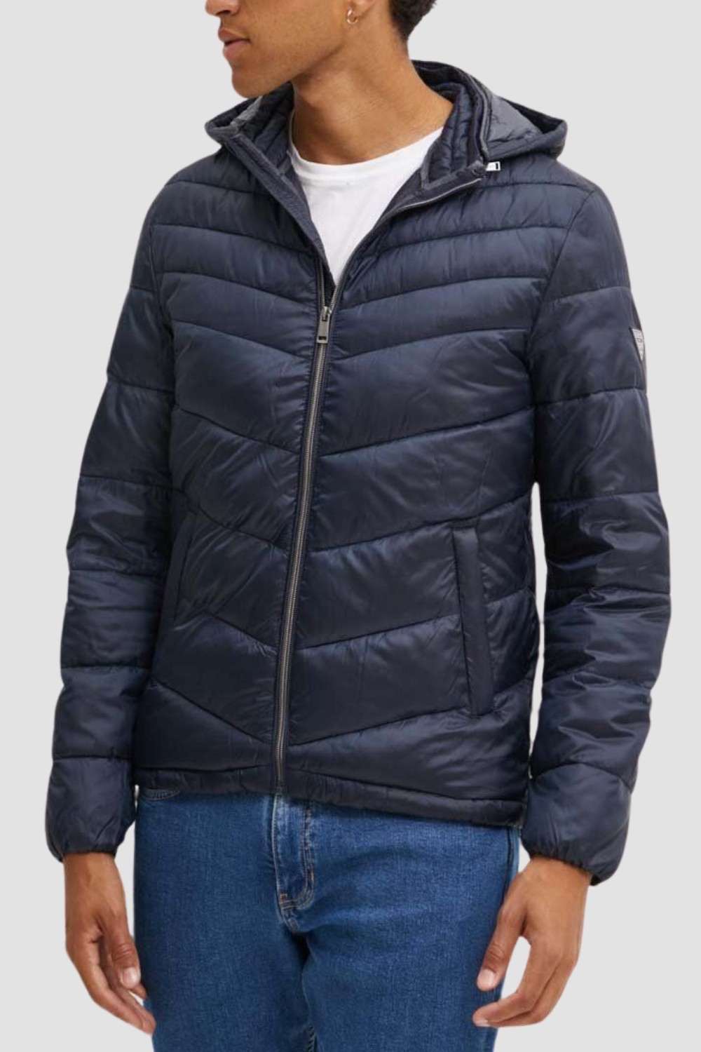GUESS Granatowa męska kurtka z kapturem Super Light Puffa Jacket