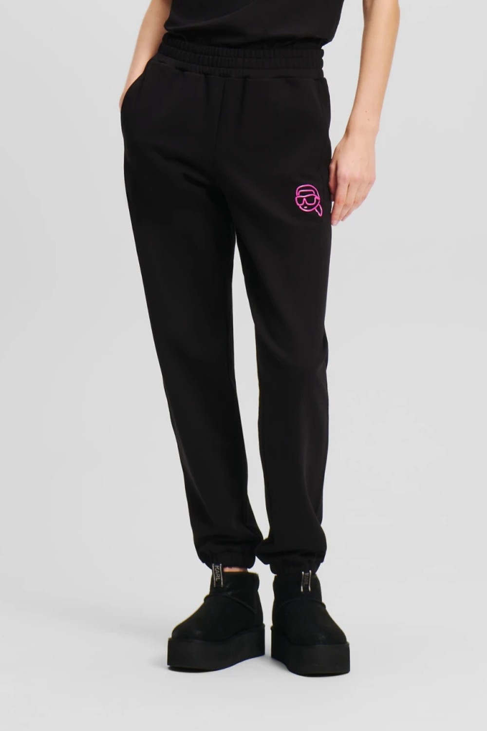 KARL LAGERFELD Czarne spodnie dresowe damskie Ikonik 2.0 Jelly