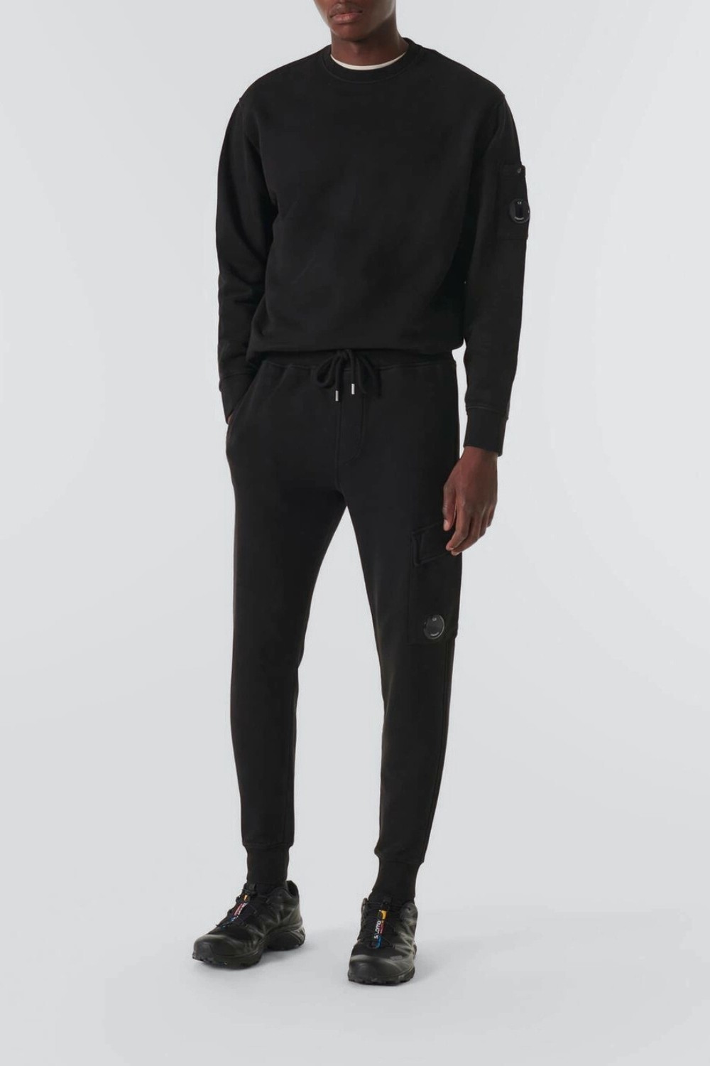 C.P. COMPANY Czarne męskie spodnie dresowe Cargo