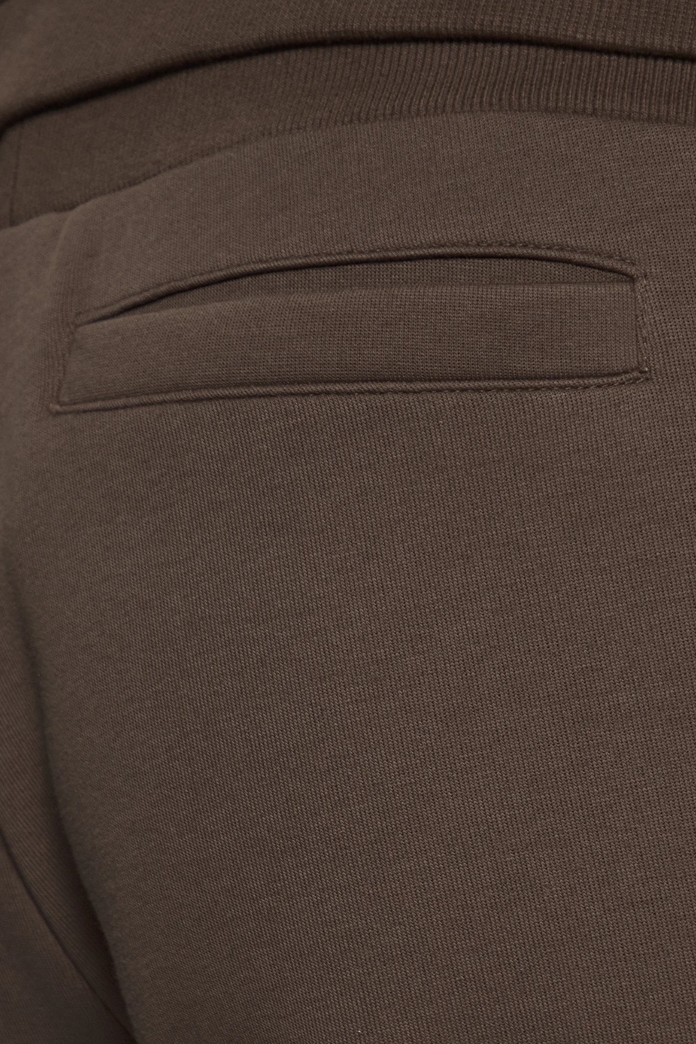 GUESS Brązowe męskie spodnie dresowe z lampasami Mickey