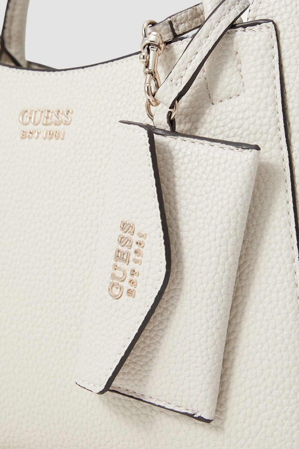 GUESS Biała torebka damska klasyczna SML Girlfriend Satchel