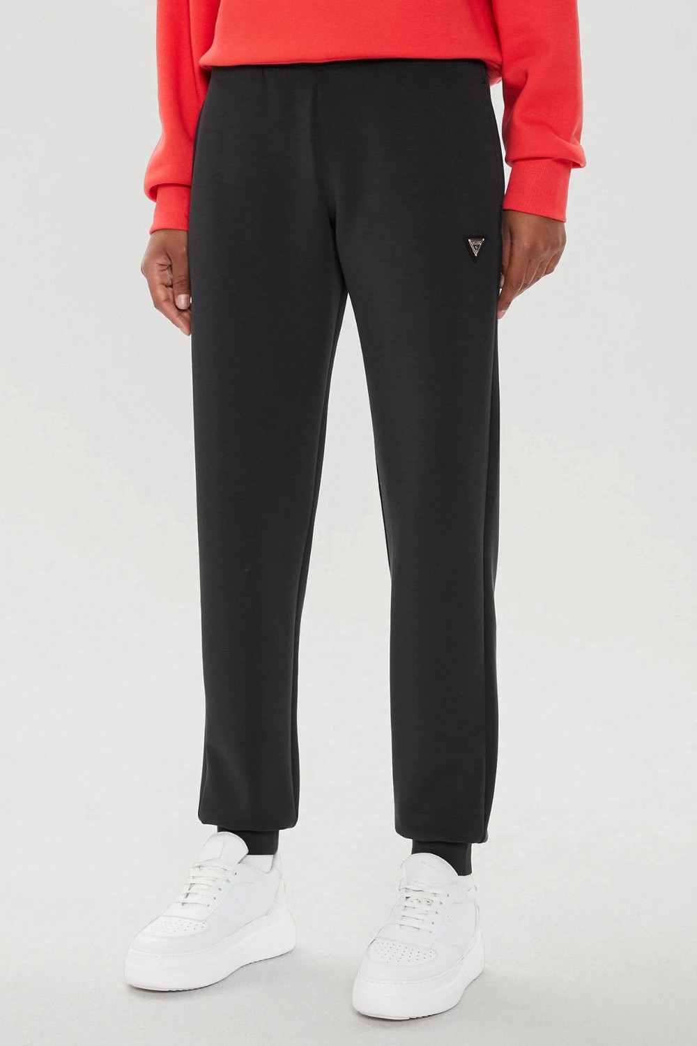 GUESS Czarne damskie spodnie dresowe Olympe