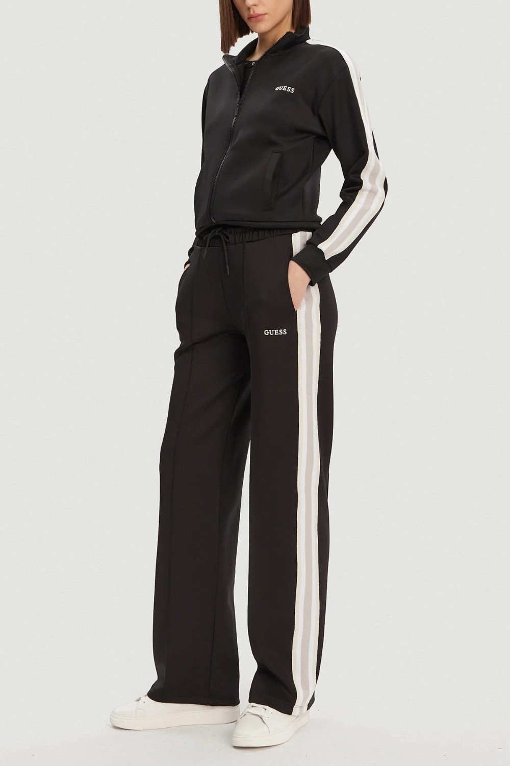 GUESS Czarne damskie dresowe spodnie Yarrow