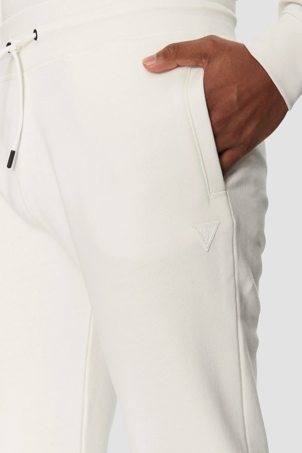 GUESS Białe spodnie męskie Aldwin
