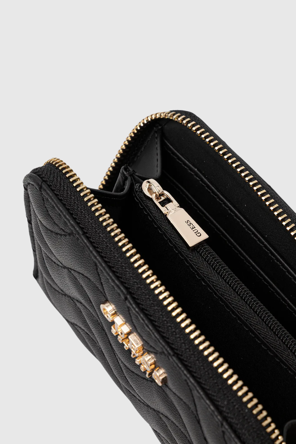 GUESS Czarny portfel damski Melisandra