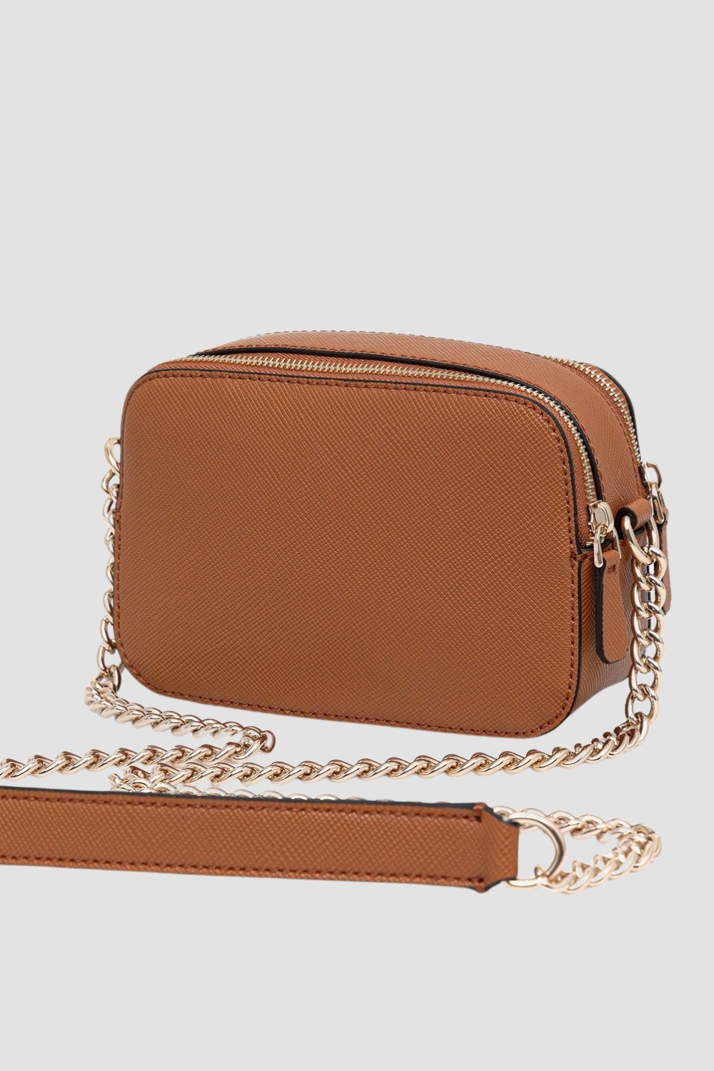 GUESS Brązowa kopertówka damska Noelle II