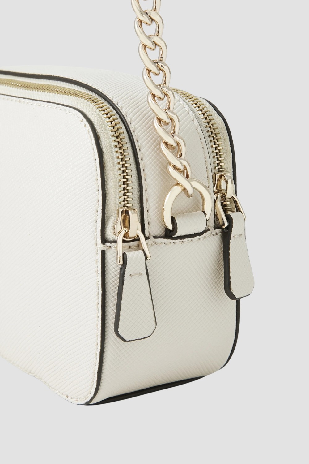 GUESS Women's white Noelle II clutch bag