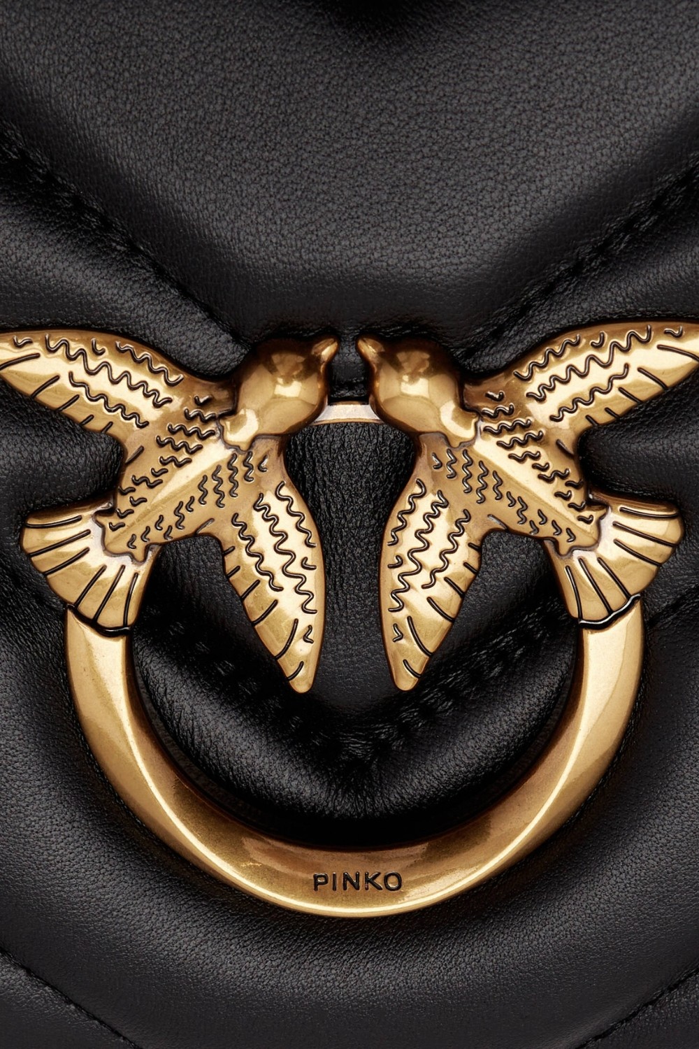 PINKO Geantă de ambreiaj neagră Love Click Classic AW25