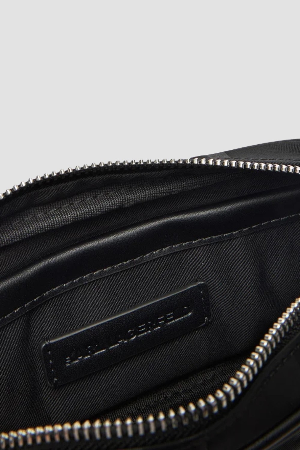 KARL LAGERFELD Czarna męska nerka podwójna z monogramem